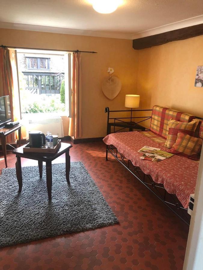 Le Domaine Du Moulin Foulon Hotell Essay Eksteriør bilde
