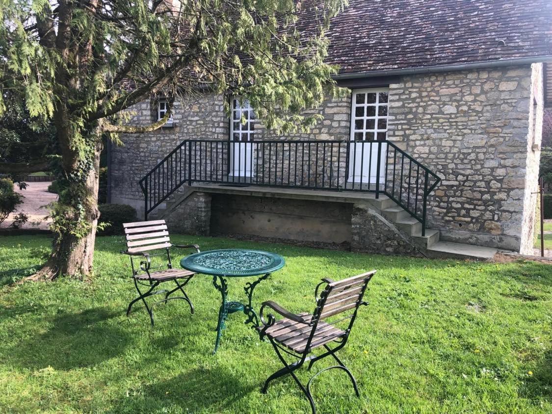 Le Domaine Du Moulin Foulon Hotell Essay Eksteriør bilde
