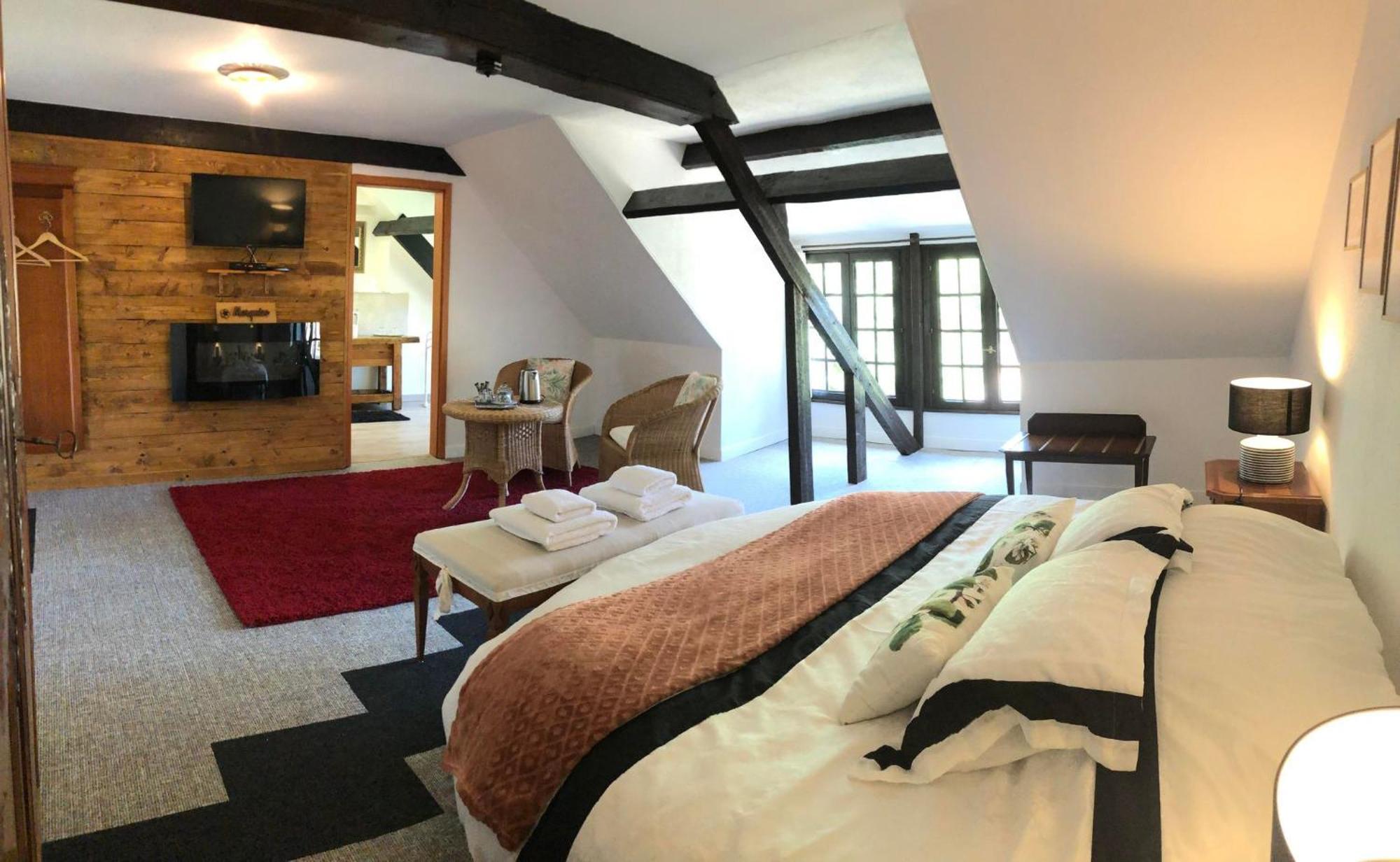 Le Domaine Du Moulin Foulon Hotell Essay Eksteriør bilde