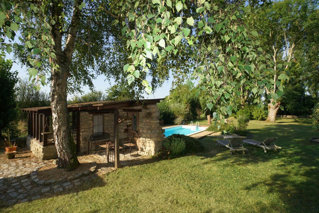 Le Domaine Du Moulin Foulon Hotell Essay Eksteriør bilde