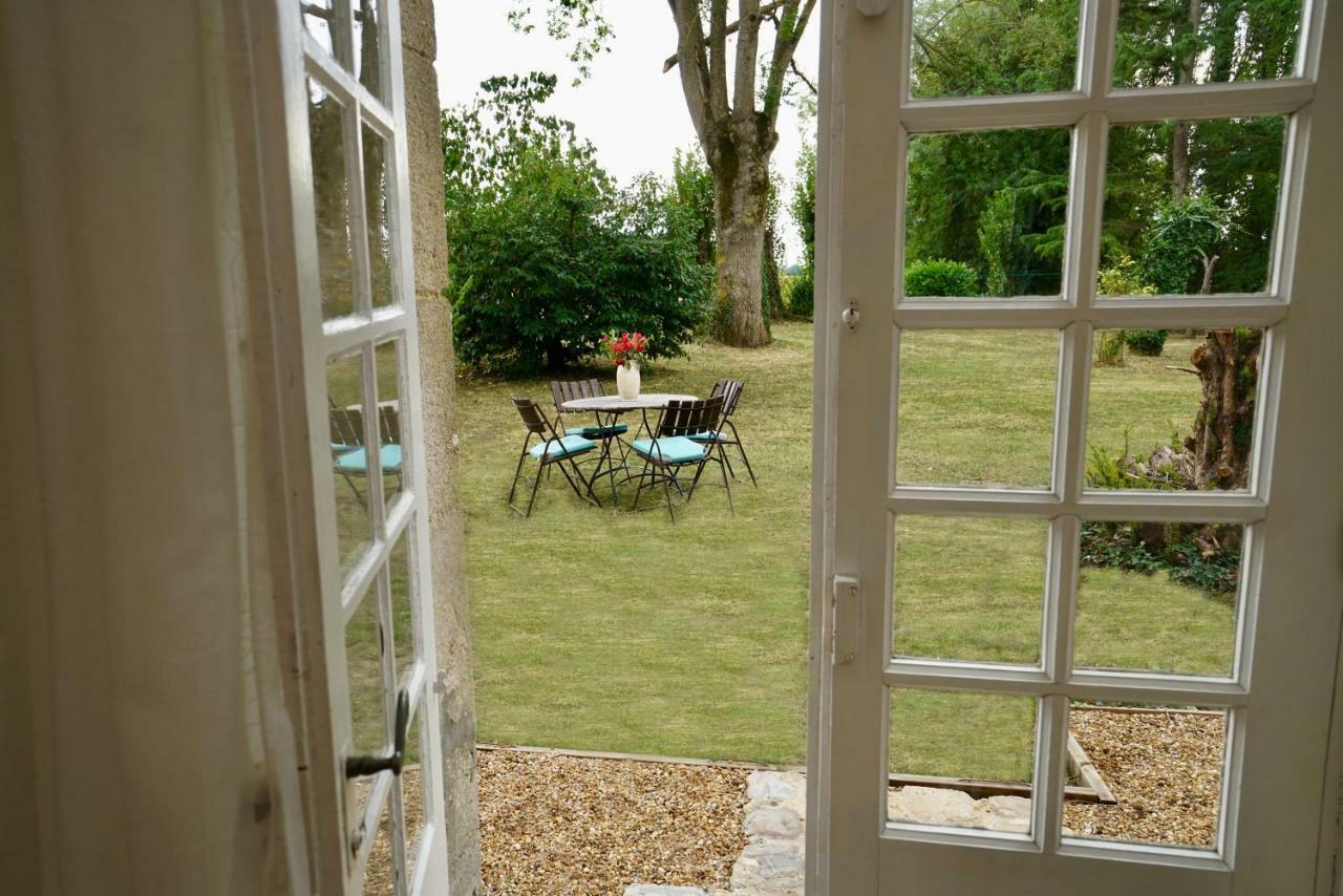 Le Domaine Du Moulin Foulon Hotell Essay Eksteriør bilde